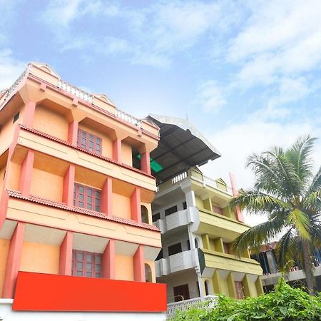 Oyo Flagship Kaveri Tourist Home Guruvāyūr Zewnętrze zdjęcie